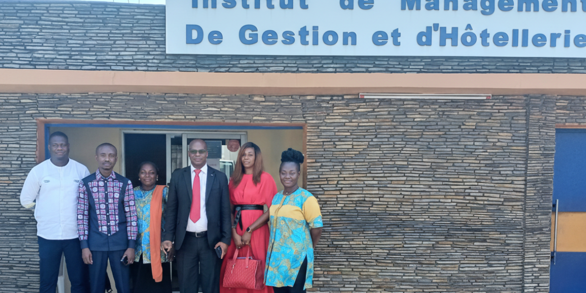 L’excellence académique au cœur de nos échanges. Séance de travail inspirante avec la Direction Régionale pour consolider notre mission : offrir une formation de pointe et un encadrement de qualité supérieure à la future élite du management et de l’hôtellerie.